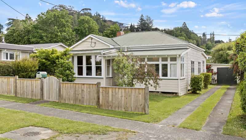 30 Milne Street, Hunterville