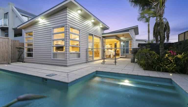 7 Vaughan Crescent, Murrays Bay