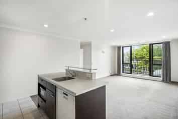 2J/160 Symonds Street, Eden Terrace