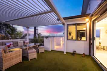 49 The Ritz, Orewa