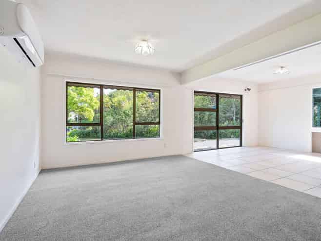 13 Reynolds Place, Torbay