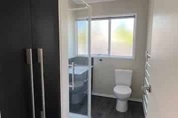 3/50 Middle Road, Havelock North