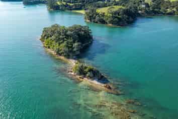 40 Rothschild Terrace, Waiheke Island