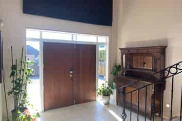 6 Garvan Glen, Pyes Pa