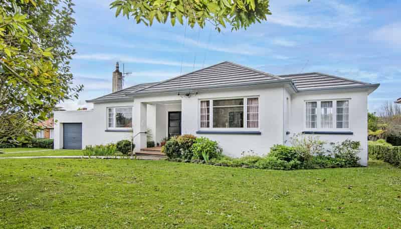 34 Cairnfield Road, Kensington