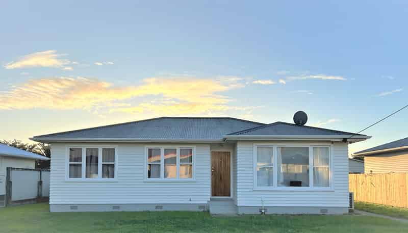 16 Shamrock Street , Levin