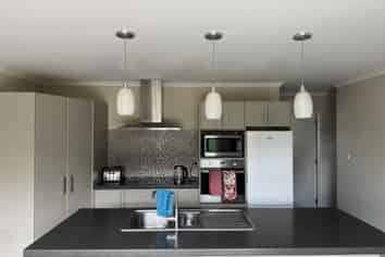 6 Conniston Way, Pyes Pa