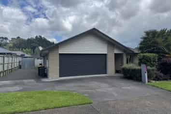 6 Conniston Way, Pyes Pa