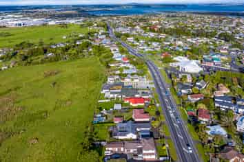 NEW 10 year lease – Modern Building