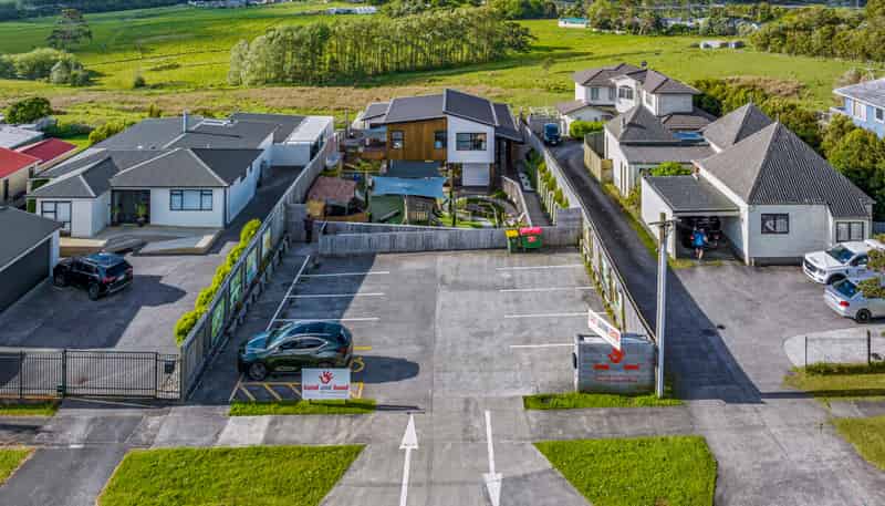 44 Hobsonville Road, West Harbour