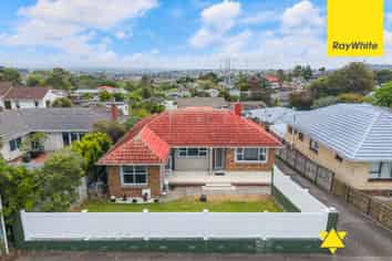 1269 Dominion Road Extension, Mount Roskill