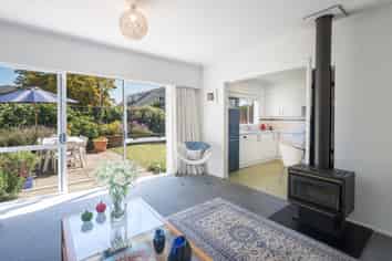 1/6 Grove Street, Nelson