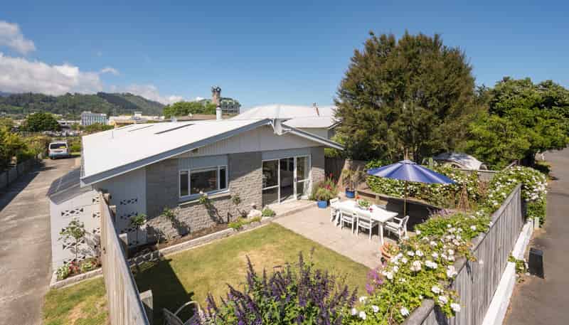 1/6 Grove Street, Nelson