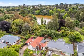 31 Brassey Road, Saint Johns Hill
