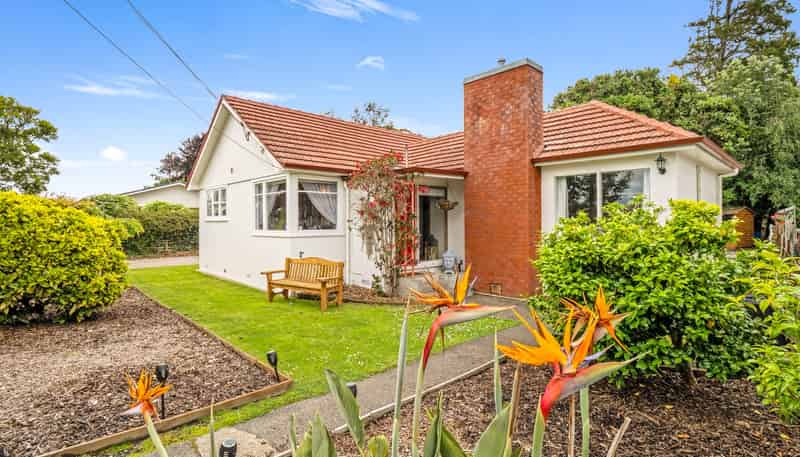 31 Brassey Road, Saint Johns Hill