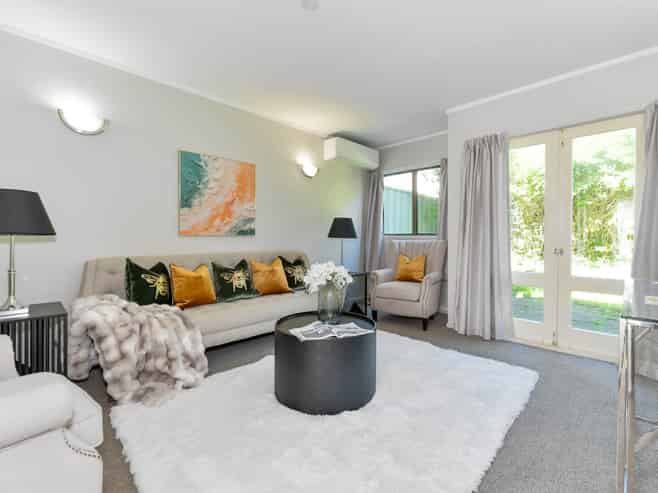 2/180 Green Lane West, Greenlane
