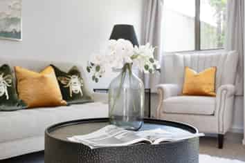 2/180 Green Lane West, Greenlane