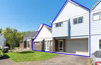 2/180 Green Lane West, Greenlane