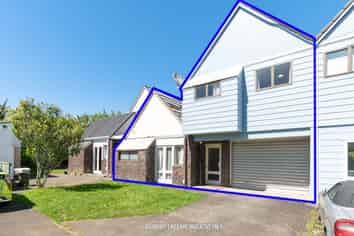 2/180 Green Lane West, Greenlane