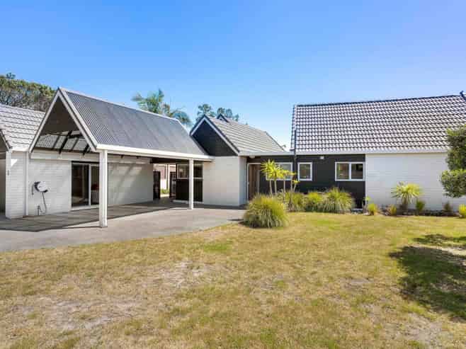 11 Pauanui Boulevard, Pauanui