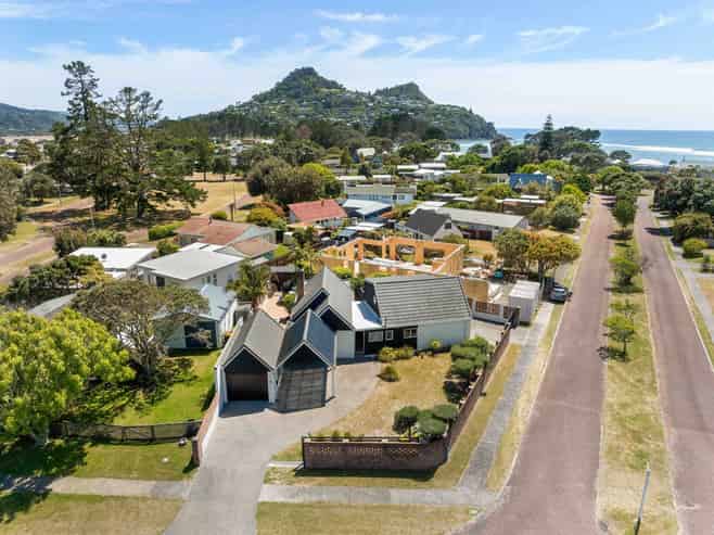 11 Pauanui Boulevard, Pauanui