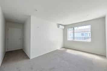 27E Swaffield Road, Papatoetoe