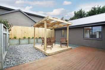 1 Lough Bourne Drive, Pukekohe