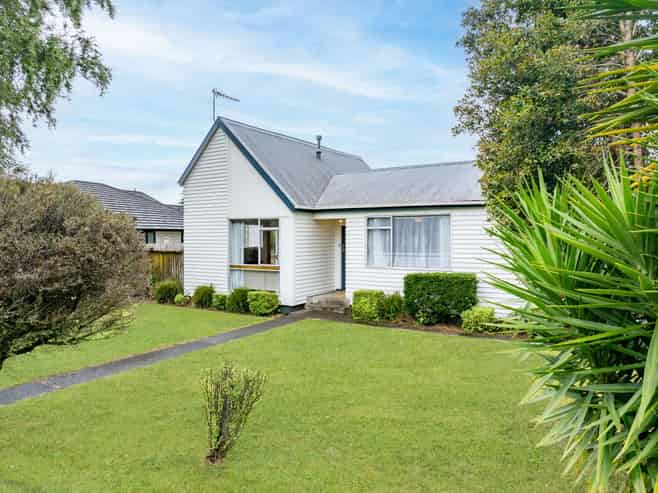 7 Crosher Place, Silverdale