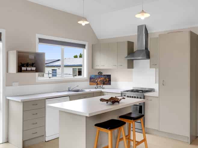 7 Crosher Place, Silverdale