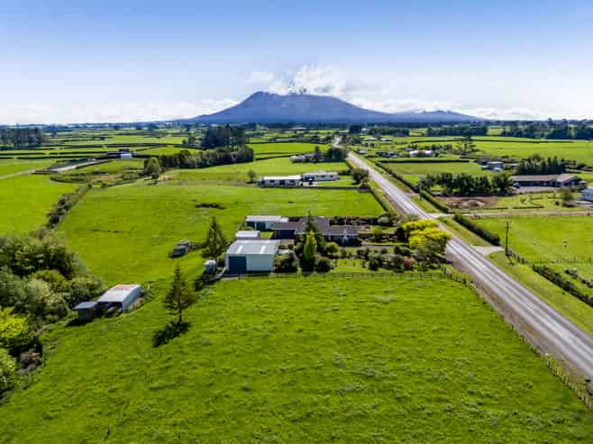 73 Monmouth Road, Stratford