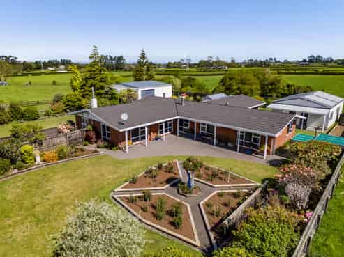 73 Monmouth Road, Stratford