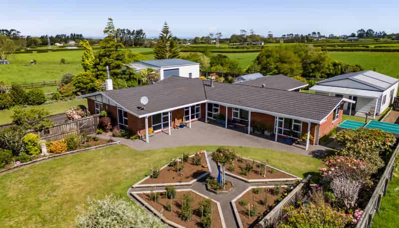 73 Monmouth Road, Stratford