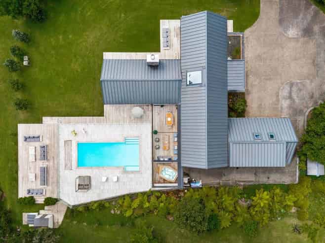  16 Collings Drive, Coatesville