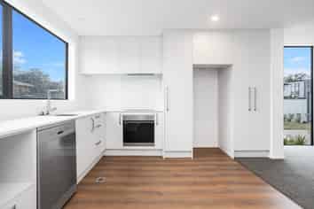 16 Cessna Crescent, Mangere