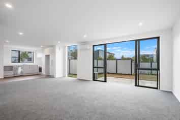 16 Cessna Crescent, Mangere