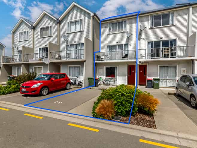 18/31 Poulson Street, Addington