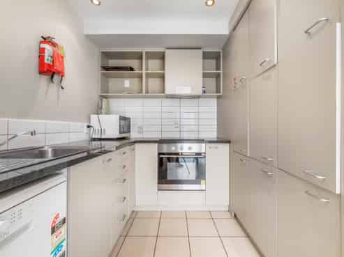 18/31 Poulson Street, Addington