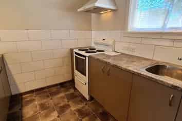 2/514 Awatea Street, Akina