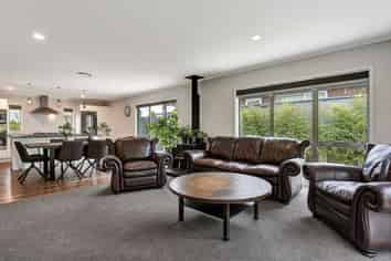 122 Pohutukawa Place, WAIWHAKAIHO