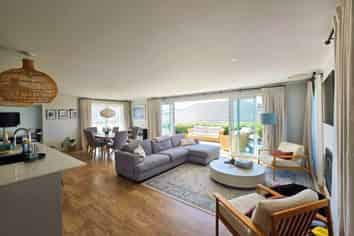 5 Fetter Lane, Paerata