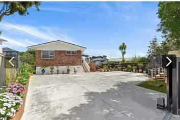 20A Kaipatiki Road, Glenfield