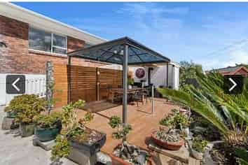 20A Kaipatiki Road, Glenfield