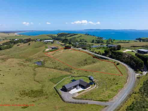 33 Taipa View Road, Taipa