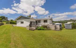 133 McMahon Ave, Whangapoua
