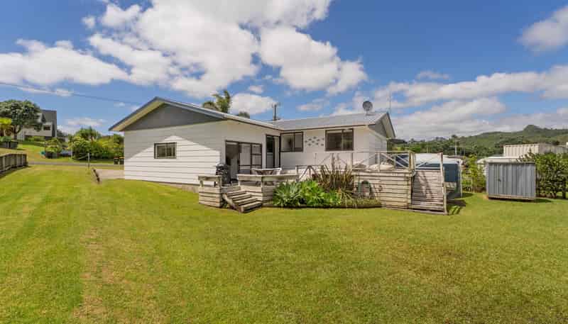 133 McMahon Ave, Whangapoua