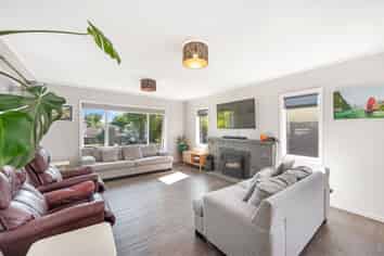 2 Cambridge Terrace, Taradale