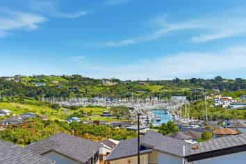  13 Whale Bay Rise, Gulf Harbour