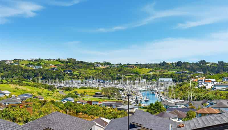   Whale Bay Rise, Gulf Harbour