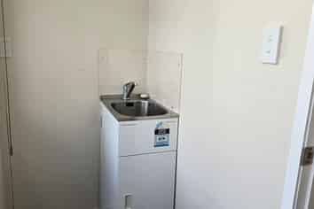 25B Kenwyn Terrace, Newtown