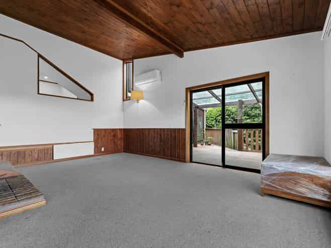 324 Trig Road, Whitford